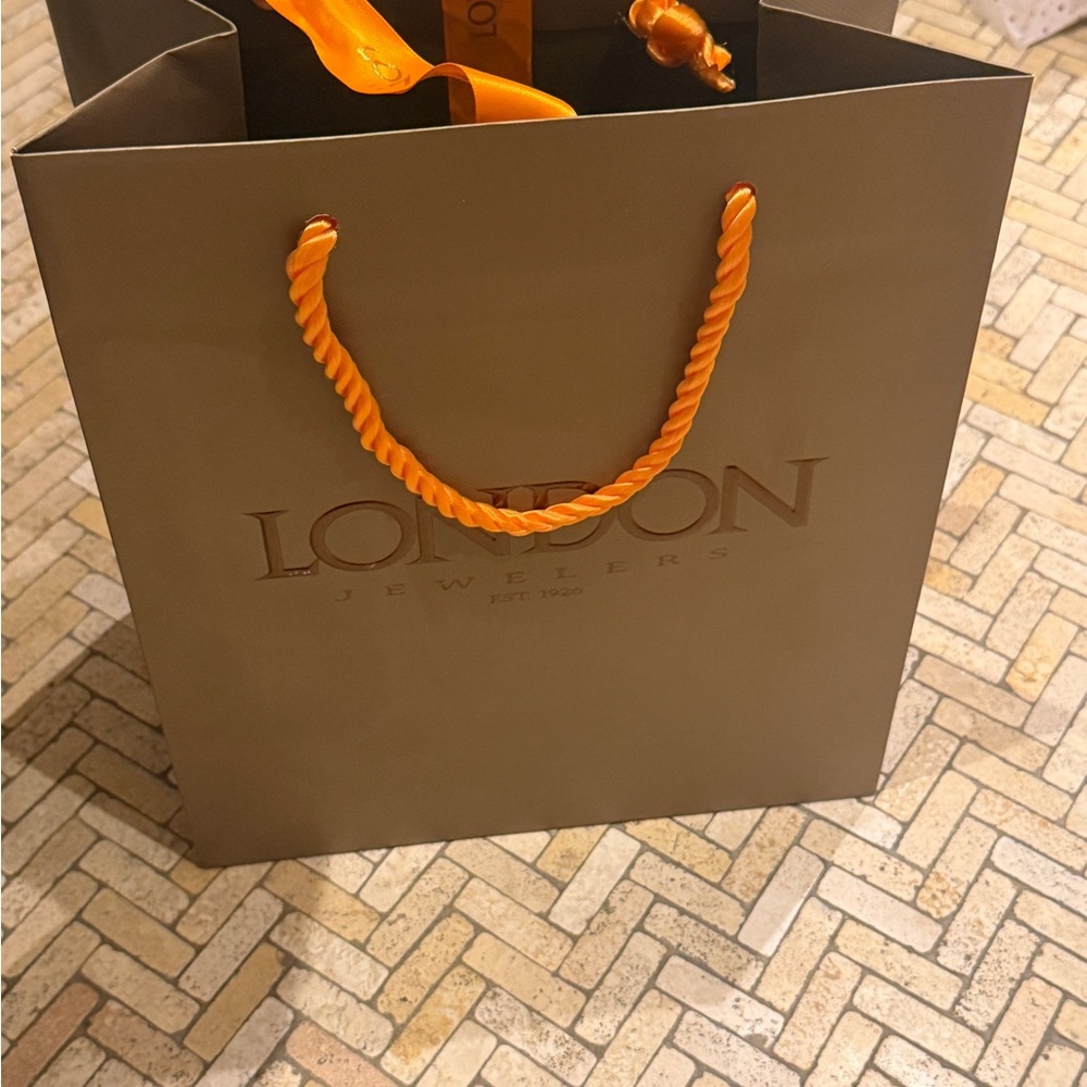 Elegant Gray Bag